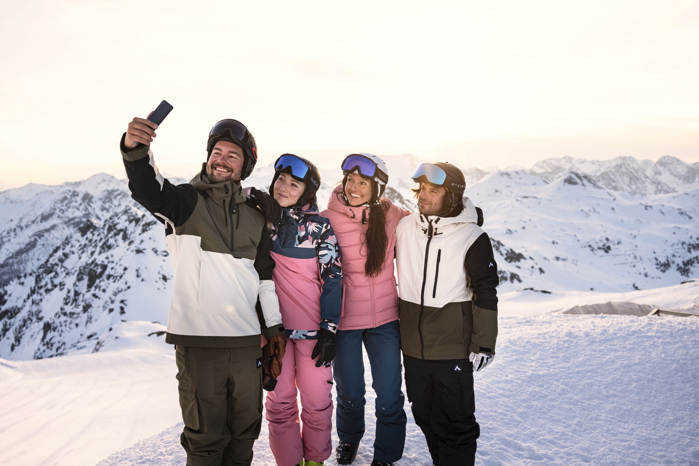 Selfie auf der Skipiste © Tourismusverband Obertauern© Tourismusverband Obertauern